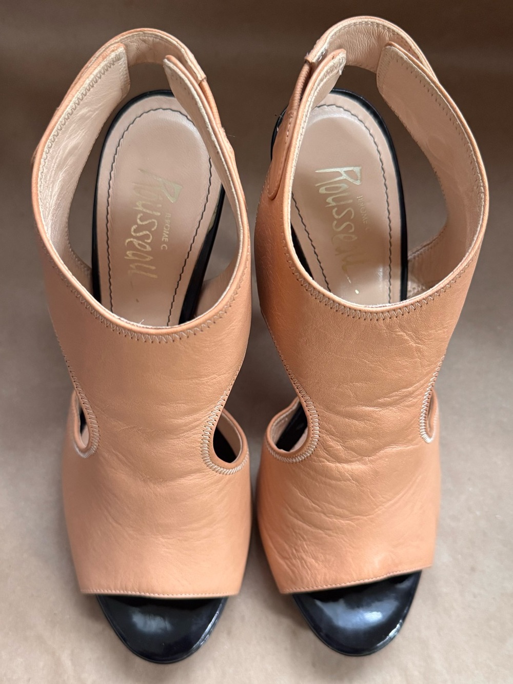 Jerome C Rousseau Beige and Black Patent Leather Open Toe Platform 5” Heels. 40 - Picture 3 of 13